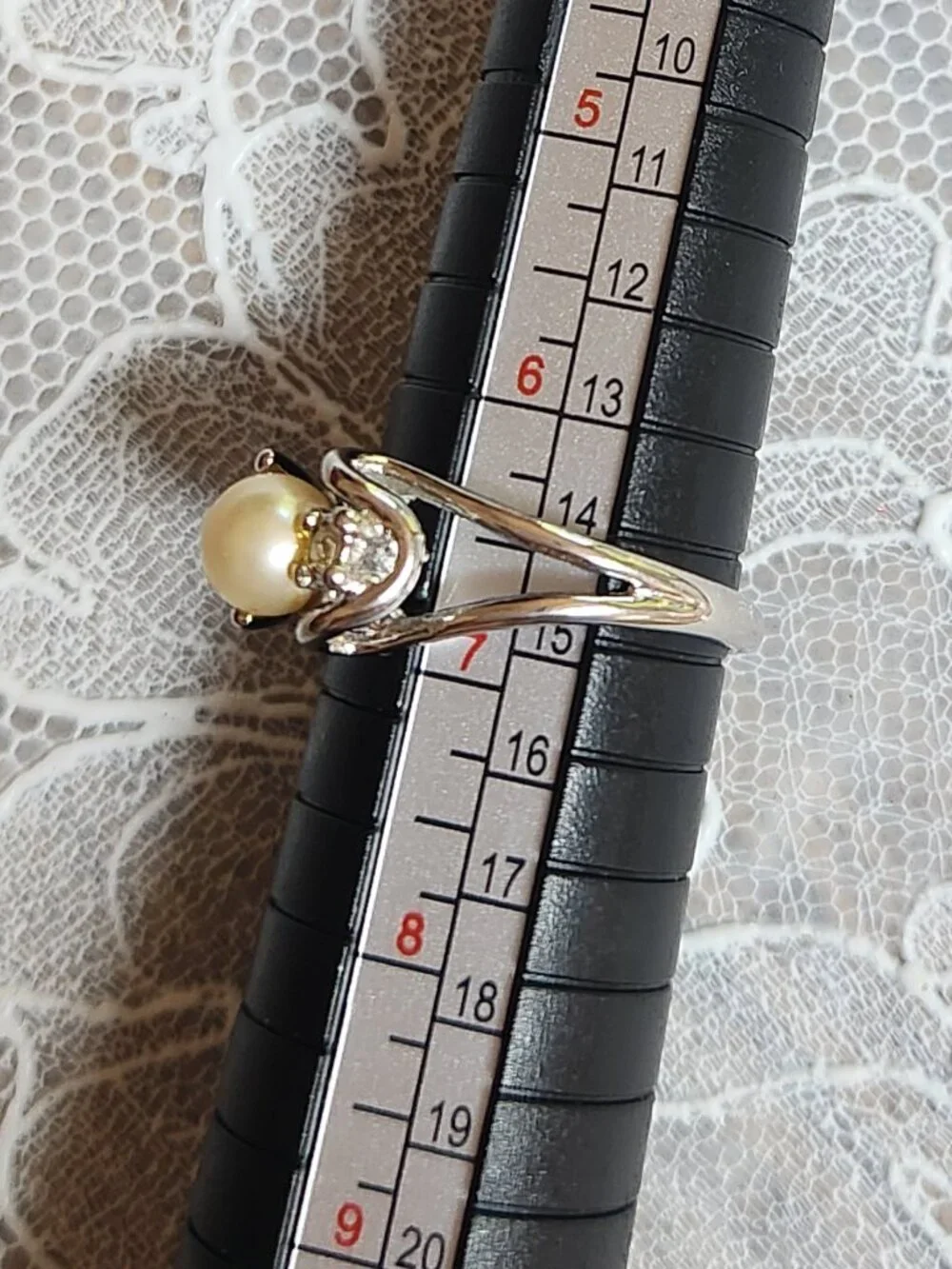 Lot of 11 Estate RINGS - various sizes